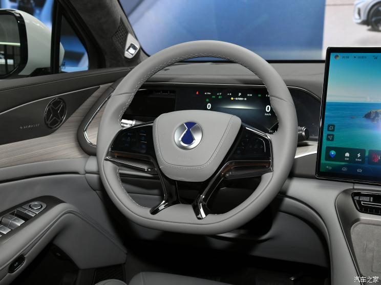 腾势汽车 腾势N7 2023款 高配基本型 腾势汽车 腾势N7 2023款 高配基本型