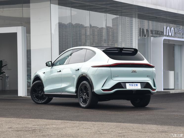 智己汽车 智己LS7 2023款 90kWh Elite后驱版 智己汽车 智己LS7 2023款 90kWh Elite后驱版