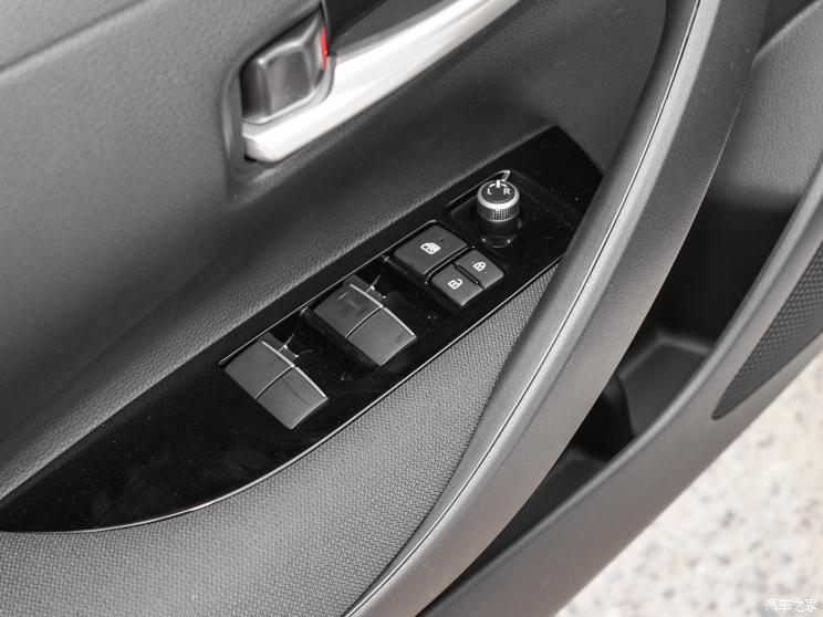 一汽丰田 亚洲狮 2023款 双擎 2.0L 基本型 一汽丰田 亚洲狮 2023款 双擎 2.0L 基本型