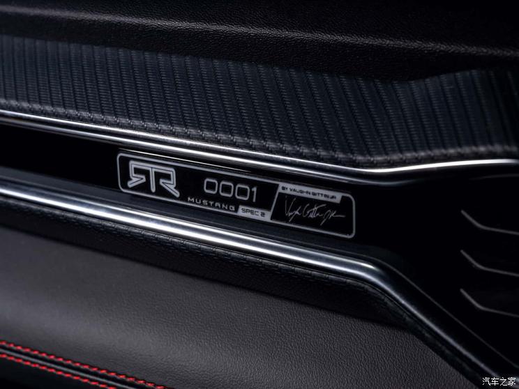 福特(进口) Mustang 2024款 RTR Spec 2 福特(进口) Mustang 2024款 RTR Spec 2