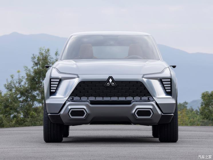 三菱(进口) 三菱XFC 2023款 Concept 三菱(进口) 三菱XFC 2023款 Concept
