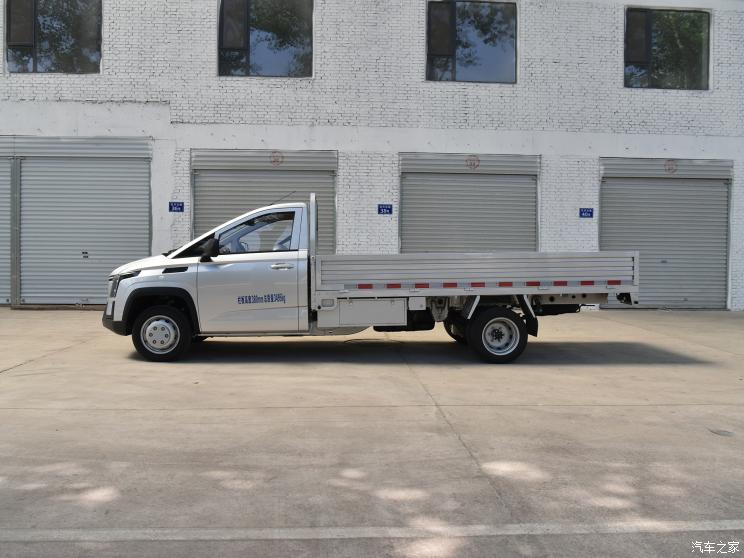 五菱新能源 菱势黄金卡 2023款 基本型 五菱新能源 菱势黄金卡 2023款 基本型