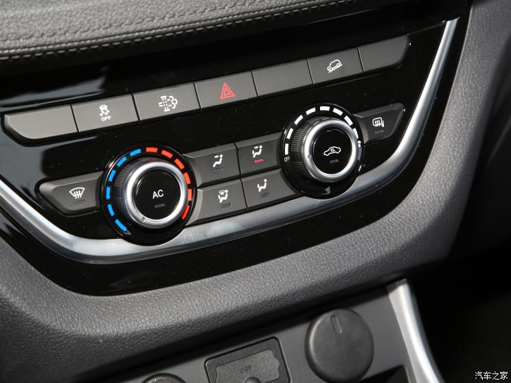 江西五十铃 瑞迈 2023款 2.5T 柴油 两驱 豪迈版 长轴 江西五十铃 瑞迈 2023款 2.5T 柴油 两驱 豪迈版 长轴