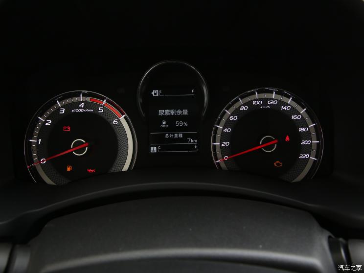 江西五十铃 瑞迈 2023款 2.5T 柴油 两驱 豪迈版 长轴 江西五十铃 瑞迈 2023款 2.5T 柴油 两驱 豪迈版 长轴