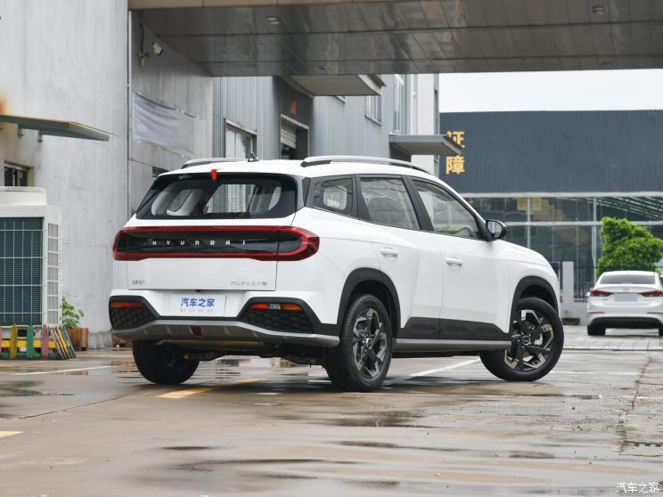 北京现代 沐飒 MUFASA 2023款 2.0L 豪华版DLX 北京现代 沐飒 MUFASA 2023款 2.0L 豪华版DLX