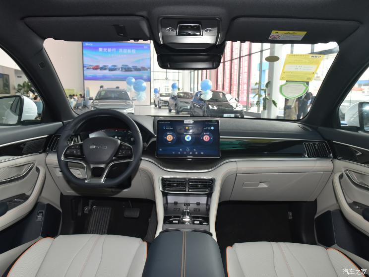 比亚迪 宋PLUS新能源 2023款 冠军版 520KM 旗舰型 比亚迪 宋PLUS新能源 2023款 冠军版 520KM 旗舰型