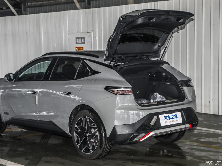 DS(进口) DS 4 2023款 1.6T 基本型 DS(进口) DS 4 2023款 1.6T 基本型