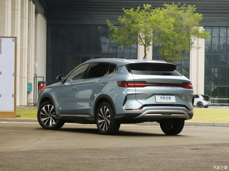 比亚迪 宋PLUS新能源 2023款 冠军版 DM-i 110KM 旗舰PLUS 比亚迪 宋PLUS新能源 2023款 冠军版 DM-i 110KM 旗舰PLUS