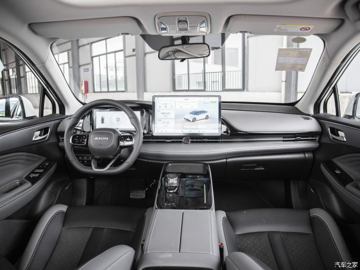 埃安 AION S Plus 2023款 70 乐享版 磷酸铁锂 埃安 AION S Plus 2023款 70 乐享版 磷酸铁锂