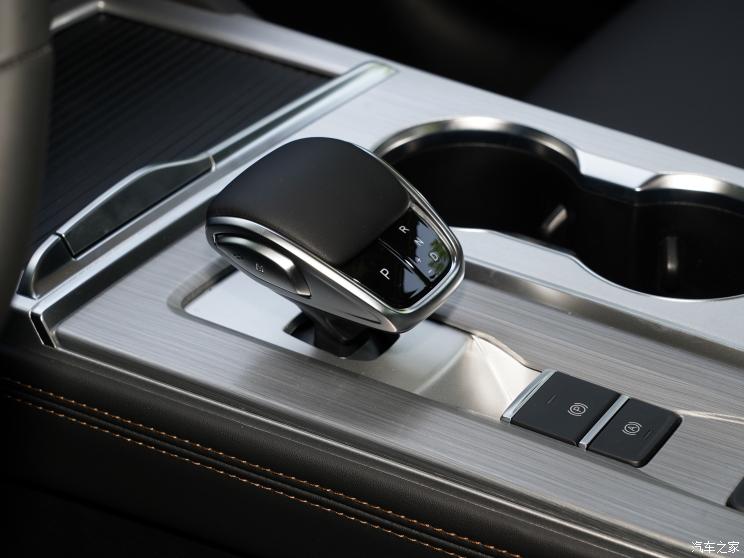 奇瑞汽车 艾瑞泽5 PLUS 2023款 1.5T CVT享PLUS 奇瑞汽车 艾瑞泽5 PLUS 2023款 1.5T CVT享PLUS