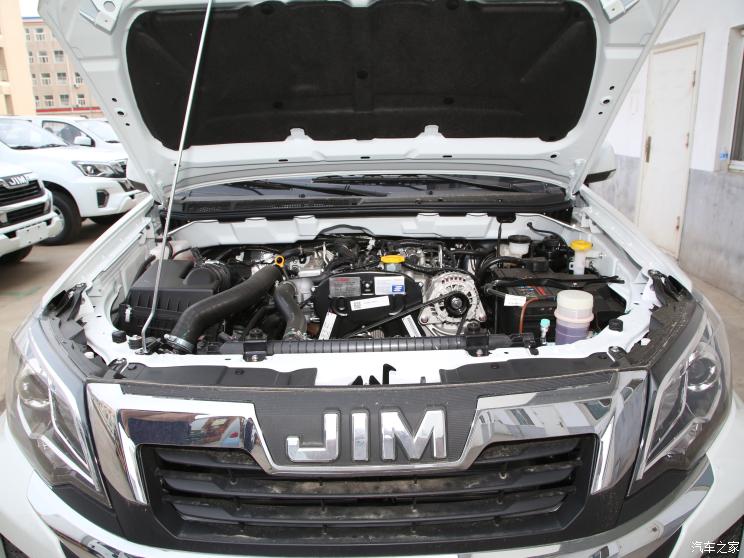 江西五十铃 瑞迈 2023款 2.5T 柴油 四驱 驰迈版 长轴 江西五十铃 瑞迈 2023款 2.5T 柴油 四驱 驰迈版 长轴