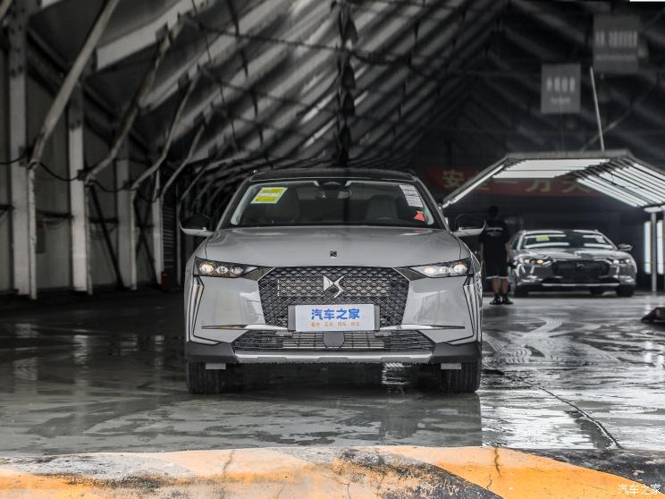 DS(进口) DS 4 2023款 1.6T 基本型 DS(进口) DS 4 2023款 1.6T 基本型
