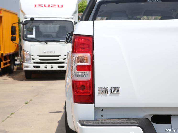 江西五十铃 瑞迈 2023款 2.5T 柴油 两驱 豪迈版 长轴 江西五十铃 瑞迈 2023款 2.5T 柴油 两驱 豪迈版 长轴