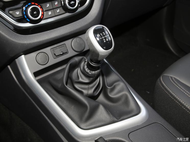 江西五十铃 瑞迈 2023款 2.5T 柴油 两驱 豪迈版 长轴 江西五十铃 瑞迈 2023款 2.5T 柴油 两驱 豪迈版 长轴