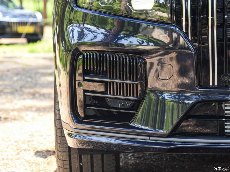 领克 领克09新能源 2023款 2.0TD EM-P 亚运行政版 五座 领克 领克09新能源 2023款 2.0TD EM-P 亚运行政版 五座