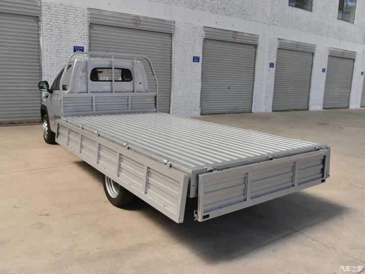 五菱新能源 菱势黄金卡 2023款 基本型 五菱新能源 菱势黄金卡 2023款 基本型