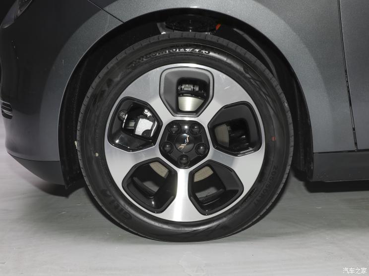 江淮汽车 钇为3 2023款 505km Pro+ 江淮汽车 钇为3 2023款 505km Pro+