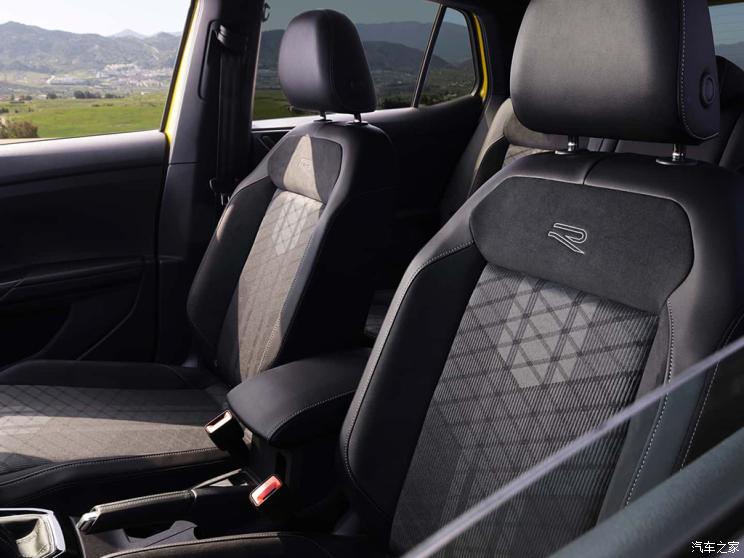 大众(进口) T-Cross(海外) 2024款 R-Line 大众(进口) T-Cross(海外) 2024款 R-Line