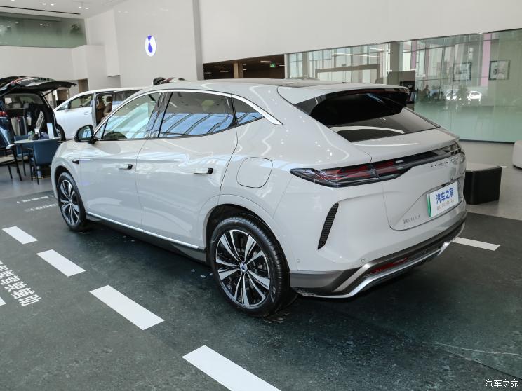 腾势汽车 腾势N7 2023款 超长续航版 腾势汽车 腾势N7 2023款 超长续航版