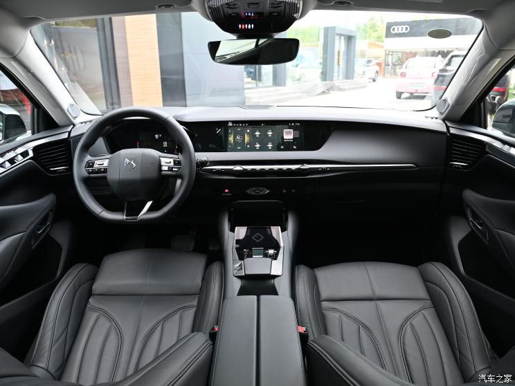 DS(进口) DS 4 2023款 1.6T 基本型 DS(进口) DS 4 2023款 1.6T 基本型