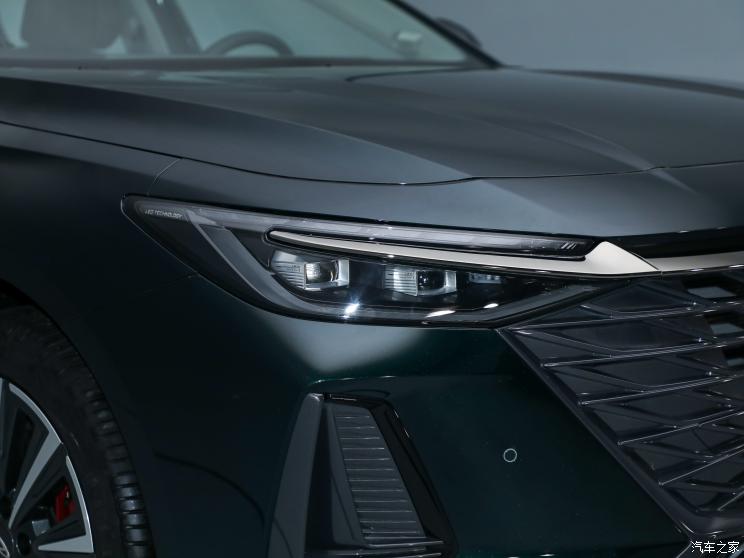 奇瑞汽车 艾瑞泽8 2023款 高能版 2.0T DCT御 奇瑞汽车 艾瑞泽8 2023款 高能版 2.0T DCT御