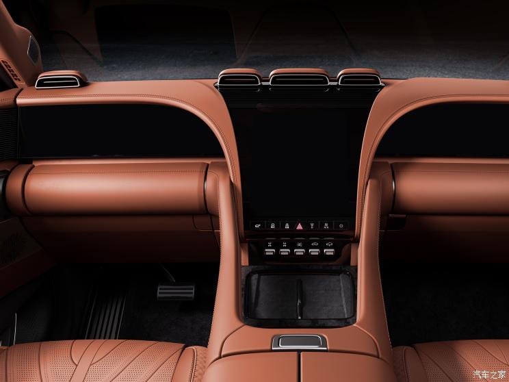 仰望 仰望U8 2023款 基本型 仰望 仰望U8 2023款 基本型