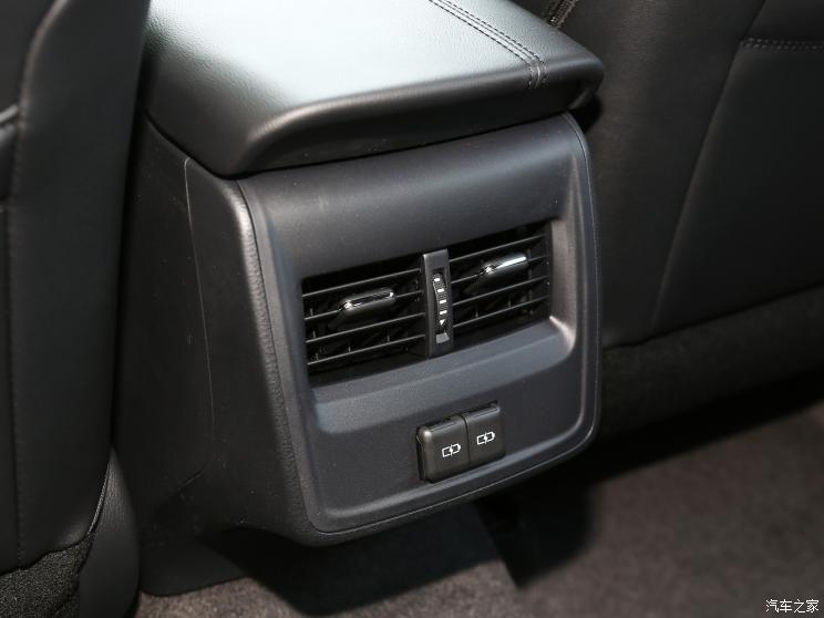 一汽丰田 亚洲龙 2023款 2.0L 豪华版 一汽丰田 亚洲龙 2023款 2.0L 豪华版