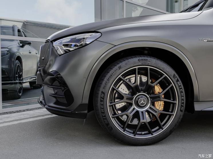 梅赛德斯-AMG 奔驰GLC AMG 2023款 AMG GLC 63 S 4MATIC+ 梅赛德斯-AMG 奔驰GLC AMG 2023款 AMG GLC 63 S 4MATIC+