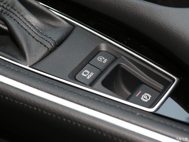 一汽丰田 亚洲龙 2023款 2.0L 豪华版 一汽丰田 亚洲龙 2023款 2.0L 豪华版