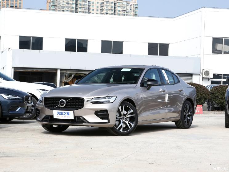 沃尔沃亚太 沃尔沃S60 2023款 B4 智远运动版 沃尔沃亚太 沃尔沃S60 2023款 B4 智远运动版