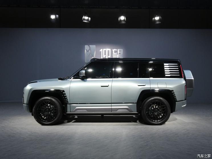 仰望 仰望U8 2023款 基本型 仰望 仰望U8 2023款 基本型