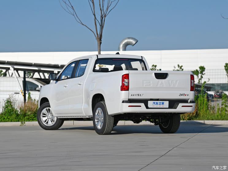 北京汽车制造厂 卡路里 2023款 2.0L 自动 长轴 能量型 北京汽车制造厂 卡路里 2023款 2.0L 自动 长轴 能量型