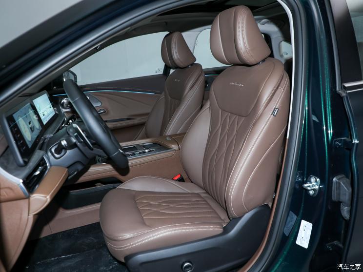 奇瑞汽车 艾瑞泽8 2023款 高能版 2.0T DCT御 奇瑞汽车 艾瑞泽8 2023款 高能版 2.0T DCT御