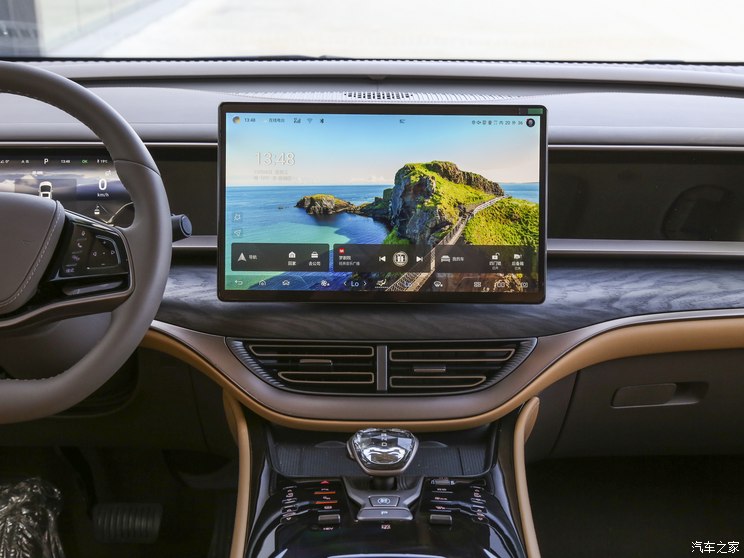 腾势汽车 腾势D9 2022款 DM-i 1040 尊贵型 腾势汽车 腾势D9 2022款 DM-i 1040 尊贵型