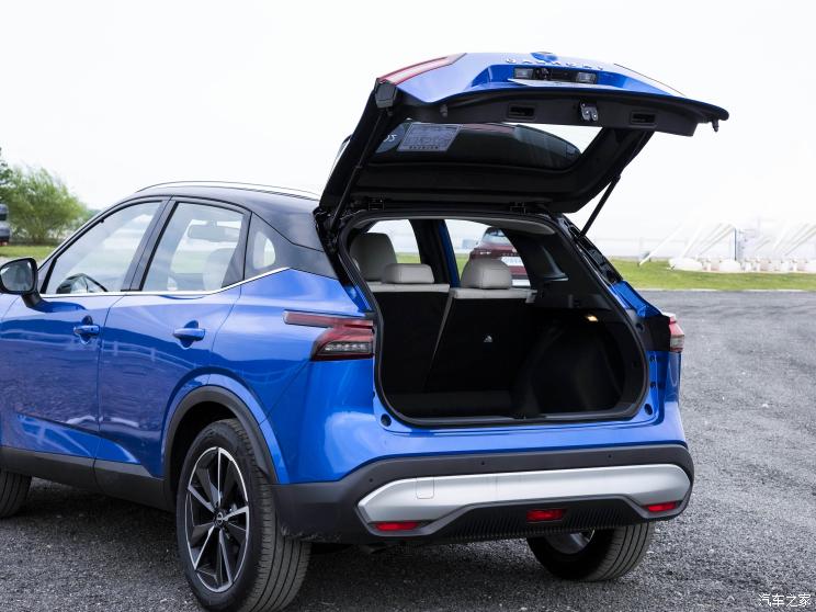 东风日产 逍客 2023款 1.3T CVT高配版 东风日产 逍客 2023款 1.3T CVT高配版