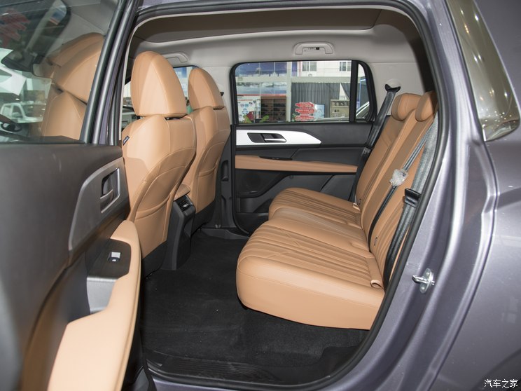 长城汽车 哈弗H5 2023款 2.0T 汽油中配版 长城汽车 哈弗H5 2023款 2.0T 汽油中配版