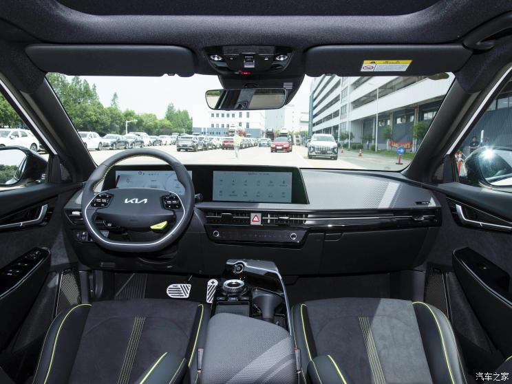 起亚(进口) 起亚EV6 2023款 GT版 起亚(进口) 起亚EV6 2023款 GT版