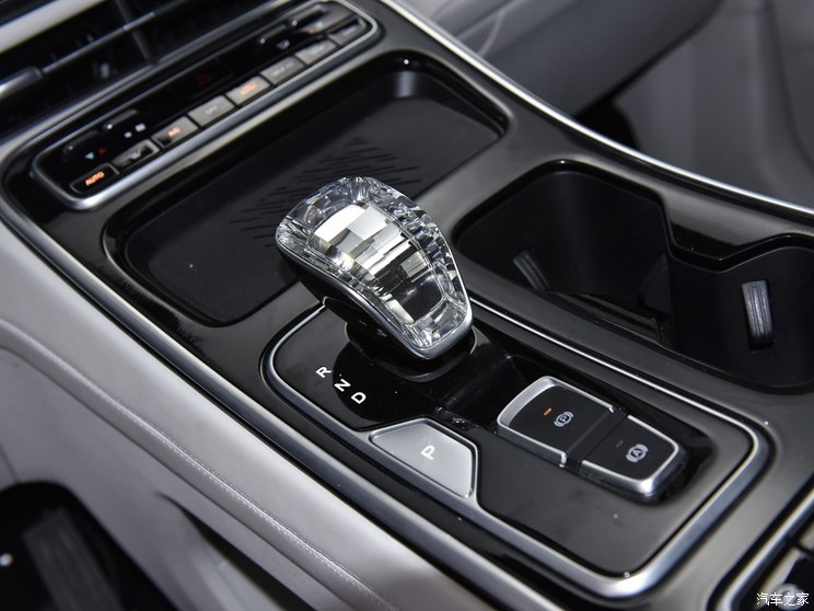江汽集团 瑞风RF8 2023款 量产版 江汽集团 瑞风RF8 2023款 量产版