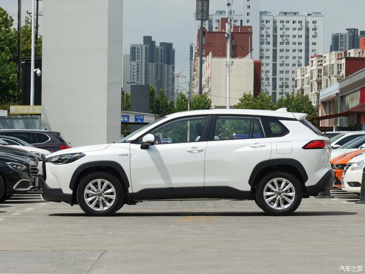 一汽丰田 卡罗拉锐放 2023款 2.0L 双擎 一汽丰田 卡罗拉锐放 2023款 2.0L 双擎