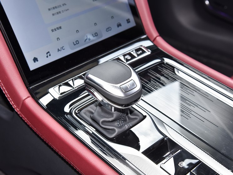 一汽红旗 红旗H5 2024款 1.5T DCT智联旗韵版 一汽红旗 红旗H5 2024款 1.5T DCT智联旗韵版