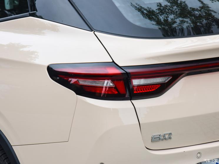 合众汽车 哪吒AYA 2023款 基本型