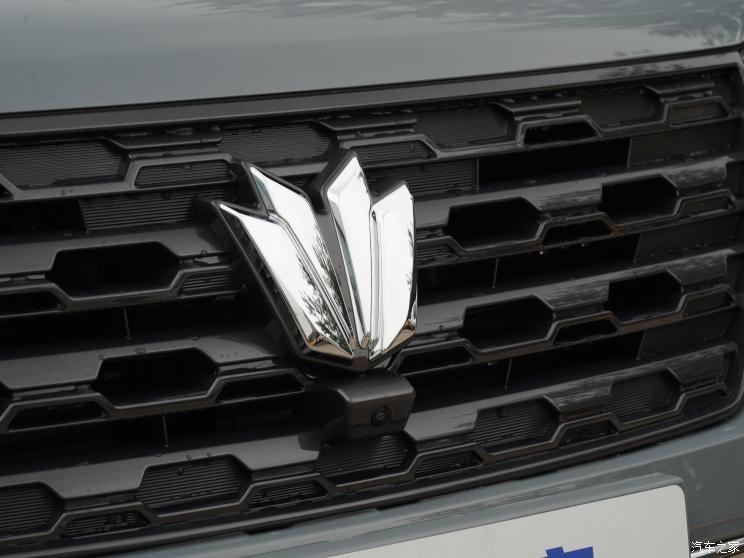 郑州日产 帕拉丁 2023款 2.0T 四驱智享型 郑州日产 帕拉丁 2023款 2.0T 四驱智享型