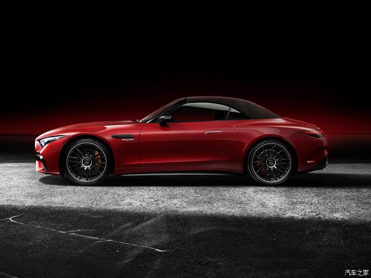 梅赛德斯-AMG 奔驰SL级AMG 2022款 AMG SL 63 4MATIC+ 欧洲版 梅赛德斯-AMG 奔驰SL级AMG 2022款 AMG SL 63 4MATIC+ 欧洲版