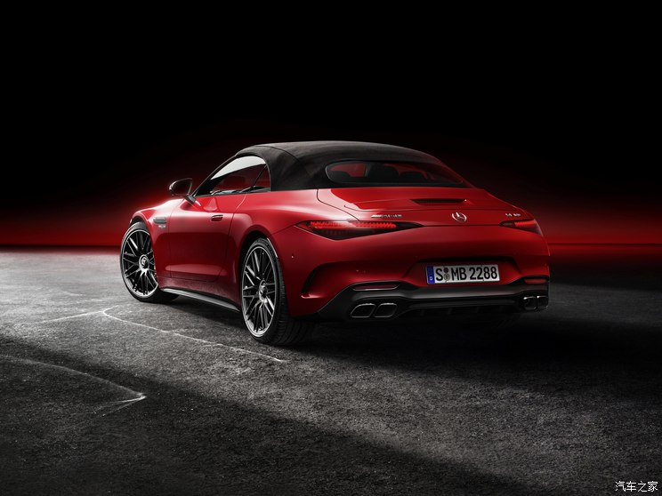 梅赛德斯-AMG 奔驰SL级AMG 2022款 AMG SL 63 4MATIC+ 欧洲版 梅赛德斯-AMG 奔驰SL级AMG 2022款 AMG SL 63 4MATIC+ 欧洲版