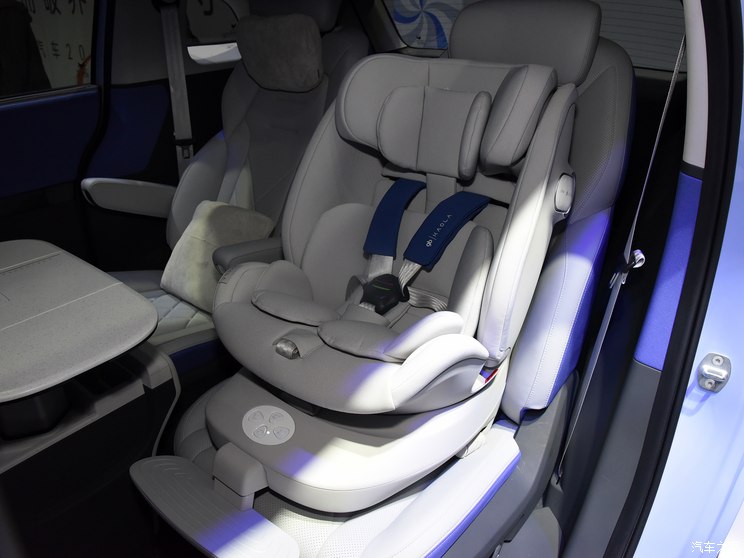 北汽新能源 极狐考拉 2023款 基本型 北汽新能源 极狐考拉 2023款 基本型