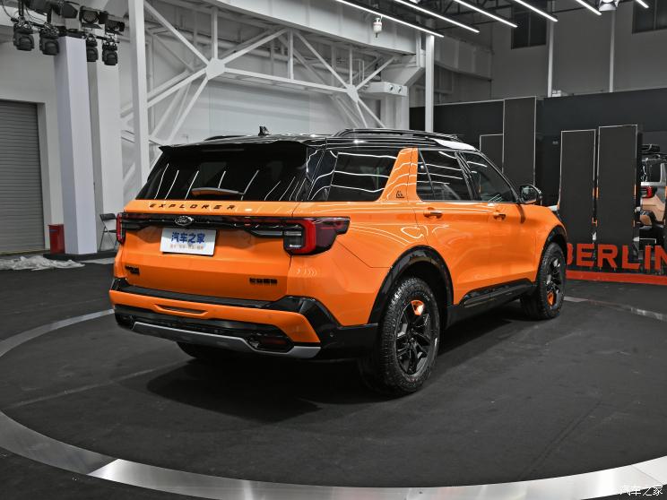 长安福特 探险者 2023款 EcoBoost 285 昆仑巅峰版 7座 长安福特 探险者 2023款 EcoBoost 285 昆仑巅峰版 7座