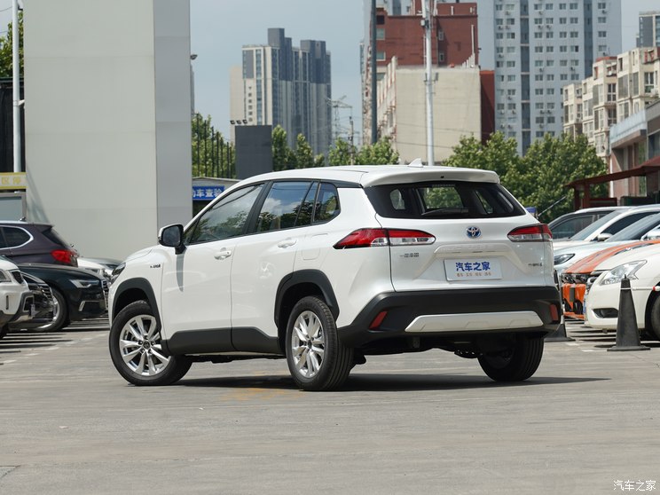 一汽丰田 卡罗拉锐放 2023款 2.0L 双擎 一汽丰田 卡罗拉锐放 2023款 2.0L 双擎