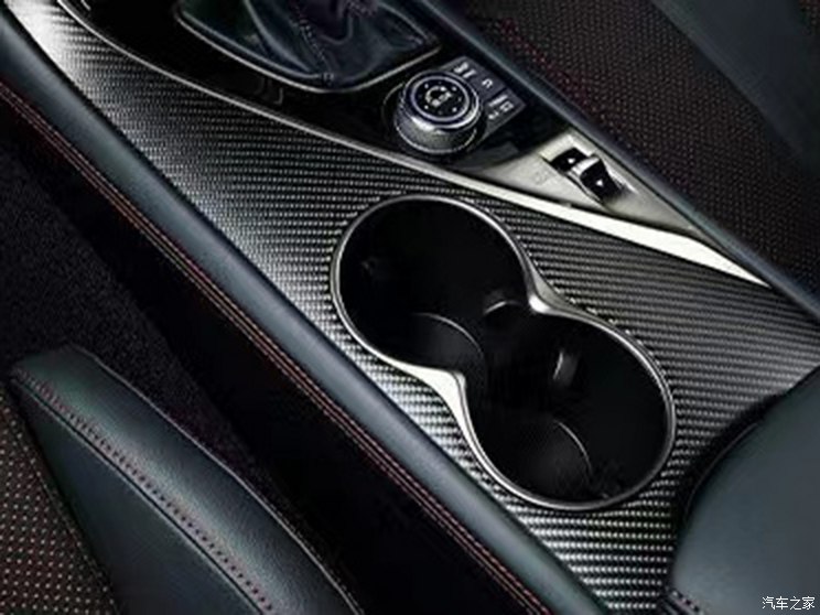 日产(进口) Skyline 2023款 SKYLINE 日产(进口) Skyline 2023款 SKYLINE