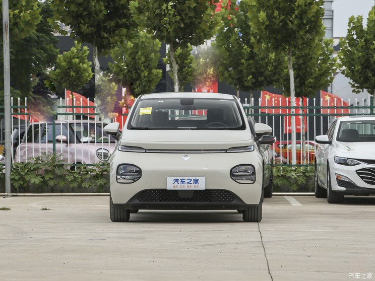 上汽通用五菱 宝骏云朵 2023款 360 Plus 上汽通用五菱 宝骏云朵 2023款 360 Plus