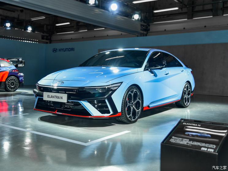 现代N 伊兰特Elantra N 2023款 2.0T N 现代N 伊兰特Elantra N 2023款 2.0T N